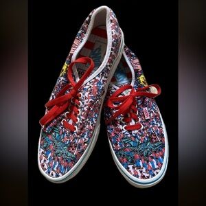 Where’s Waldo Vans size 8 Men’s/9.5 Woman’s EUC